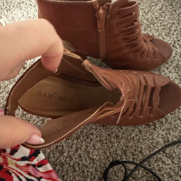 Booties - Picture 4 of 4